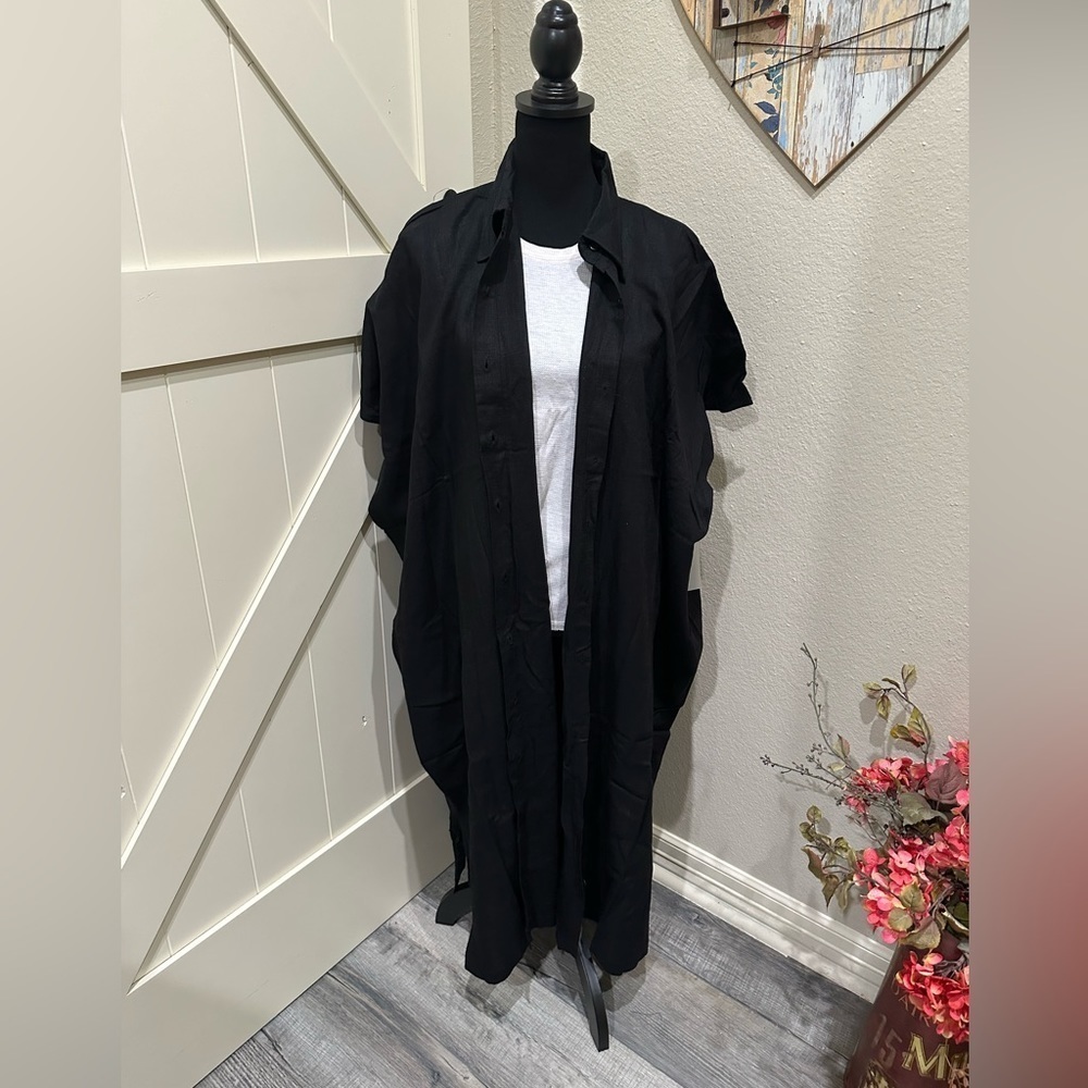 This is hard to photograph. NWT Mono B shirt dress